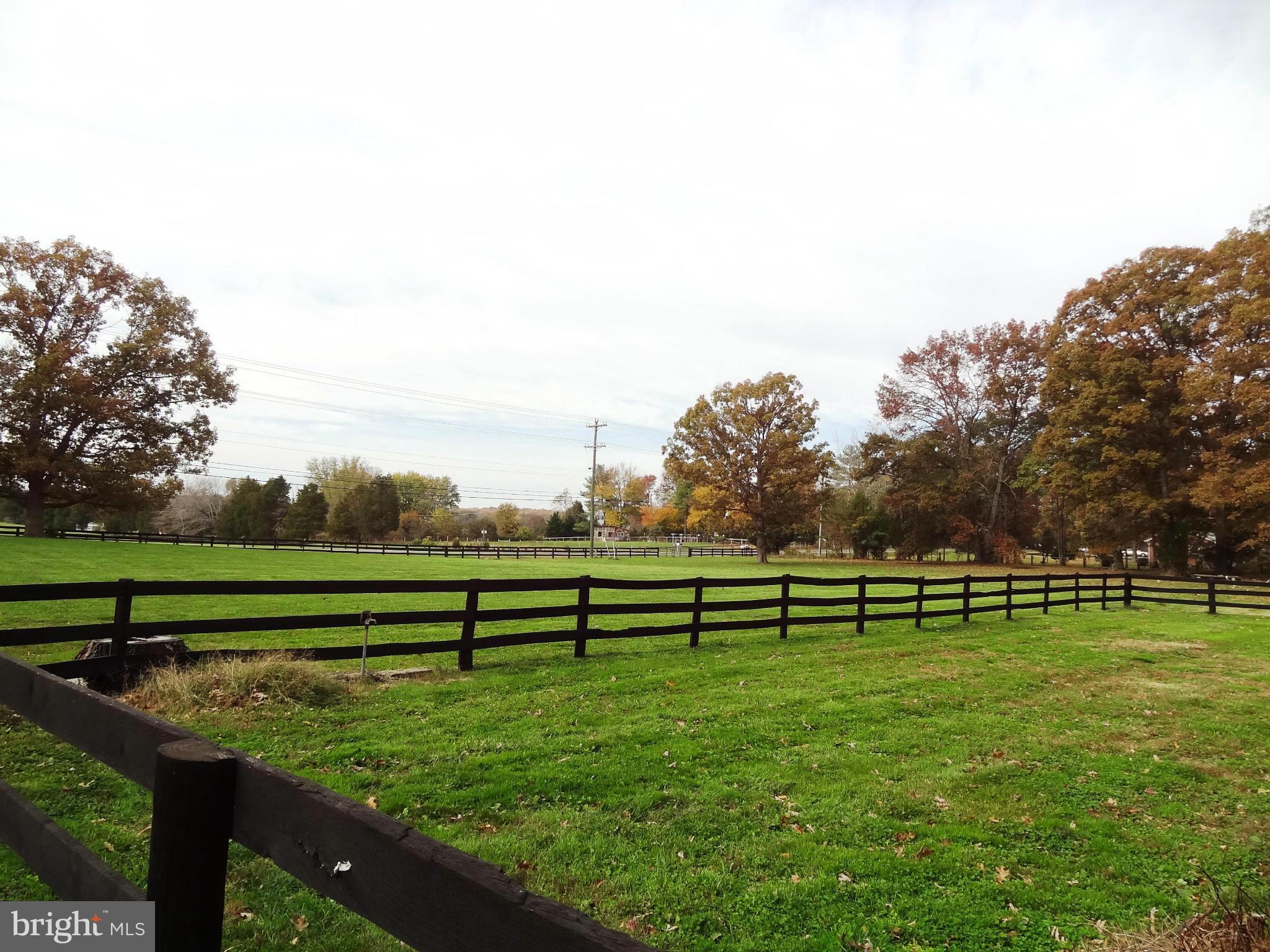 4878 Dumfries Road Catlett, VA 20119 - Photo 29 of 30 a view of outdoor space with green field and trees