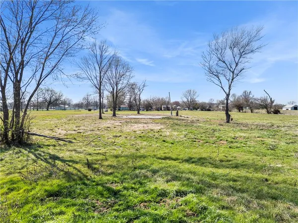 $93,500 | 309 North 5th Street, Walker, MO 64790