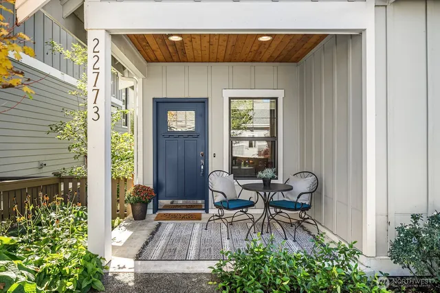 $930,500 | 22773 Southeast 14th Court, Unit 10, Sammamish, WA 98075