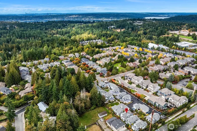 $930,500 | 22773 Southeast 14th Court, Unit 10, Sammamish, WA 98075