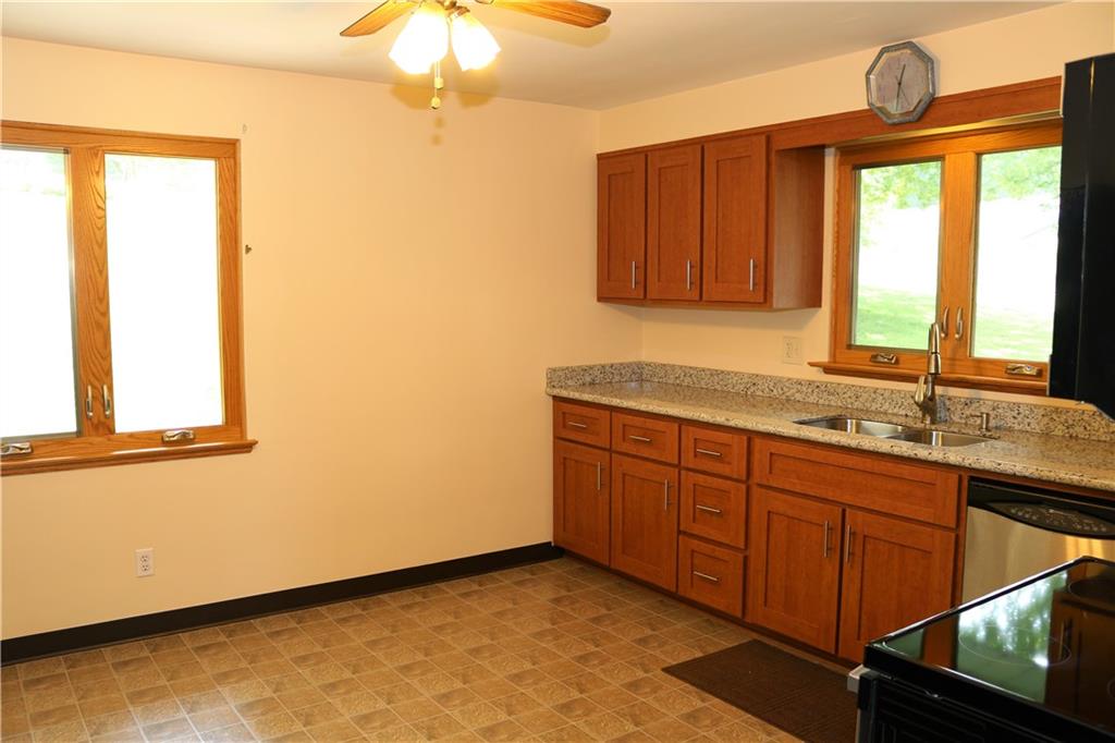 1167 Paintertown Road Irwin, PA 15642 - Photo 7 of 20 Gallery Image 7