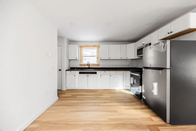 $309,000 | 2 Highland Avenue, Bangor, ME 04401