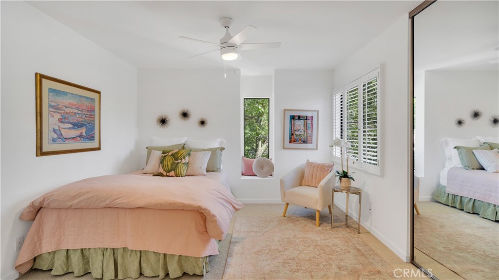 65 Pinewood, Unit 33 Irvine, CA 92604 - Photo 17 of 41 Upstairs lovely secondary bedroom