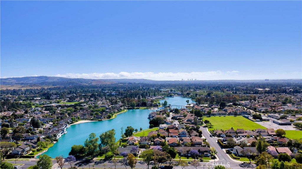 65 Pinewood, Unit 33 Irvine, CA 92604 - Photo 27 of 41 Just around the corner from the North Lake