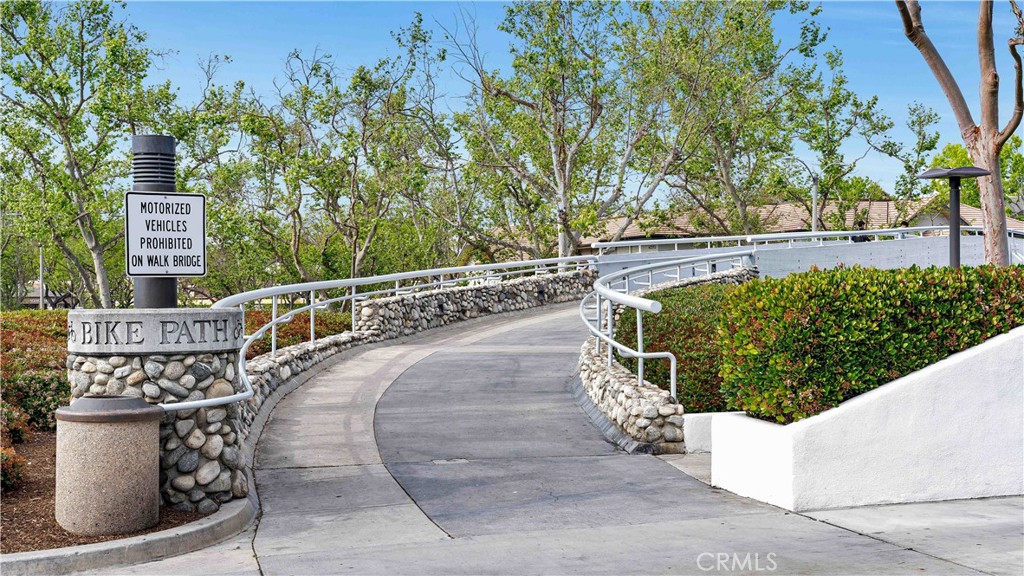 65 Pinewood, Unit 33 Irvine, CA 92604 - Photo 38 of 41