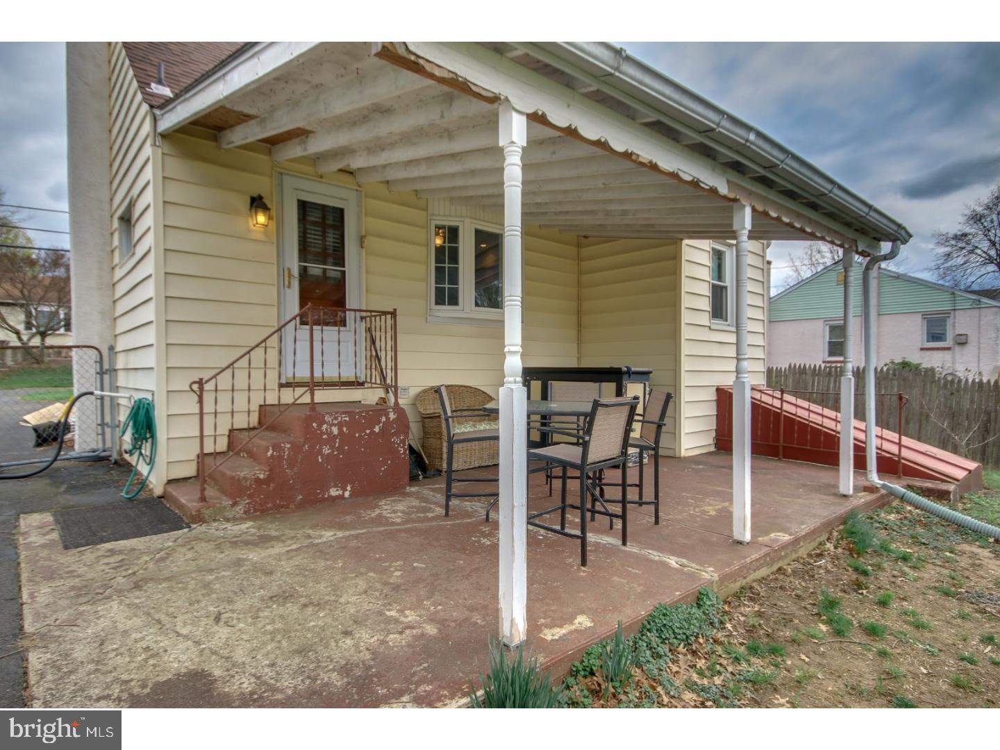 214 Ellis Road Willow Grove, PA 19090 - Photo 14 of 17 Patio