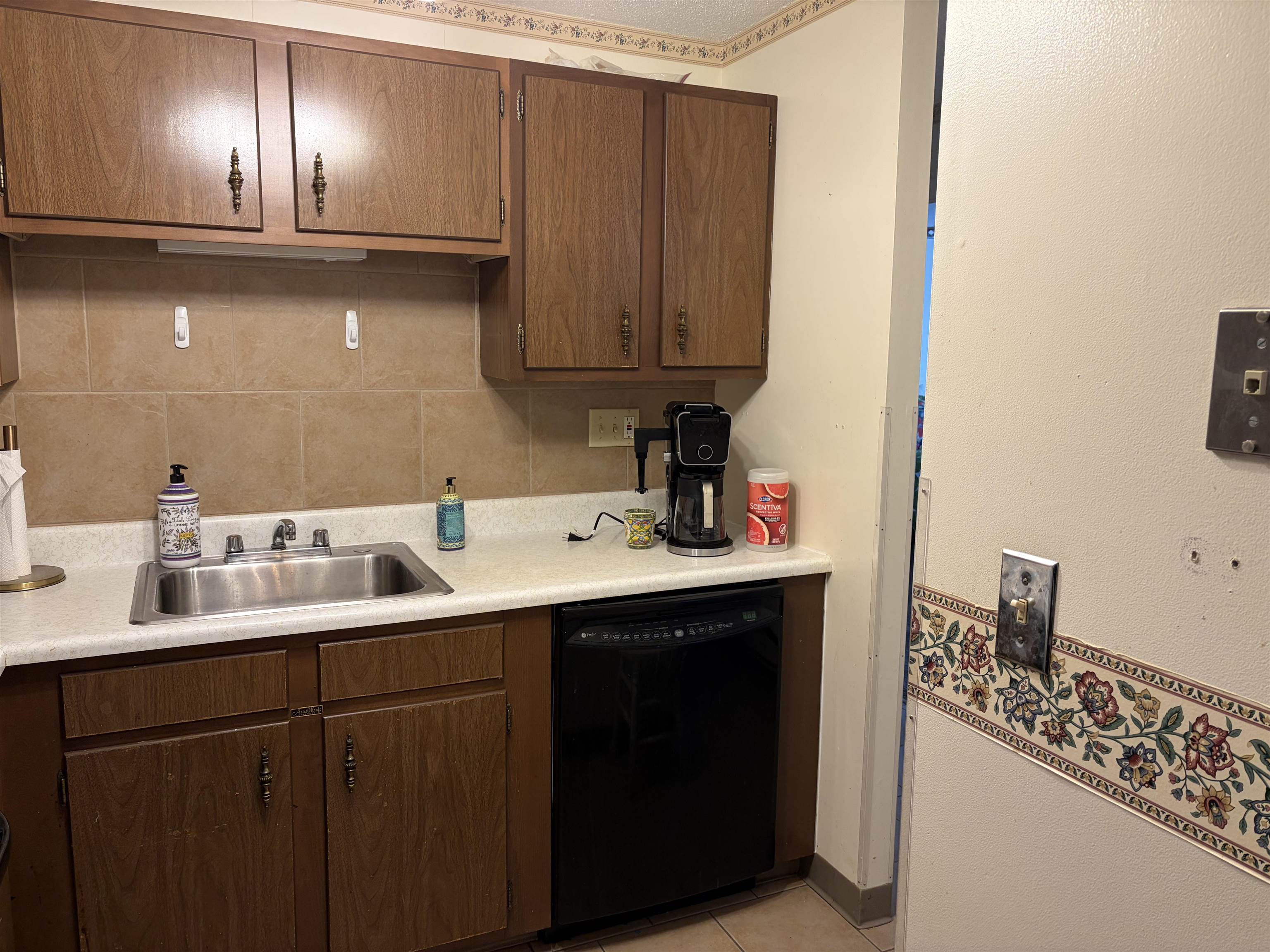 467 High Street, Unit 6 Hampton, NH 03842 - Photo 7 of 23