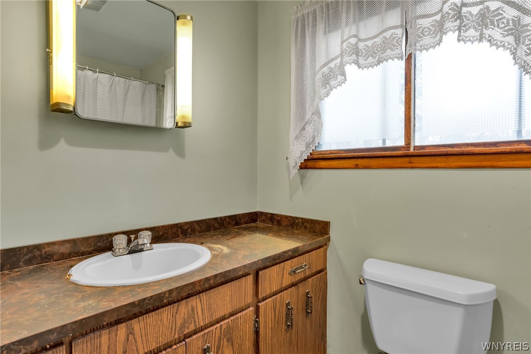 994 Ridge Road Lewiston, NY 14092 - Photo 22 of 48