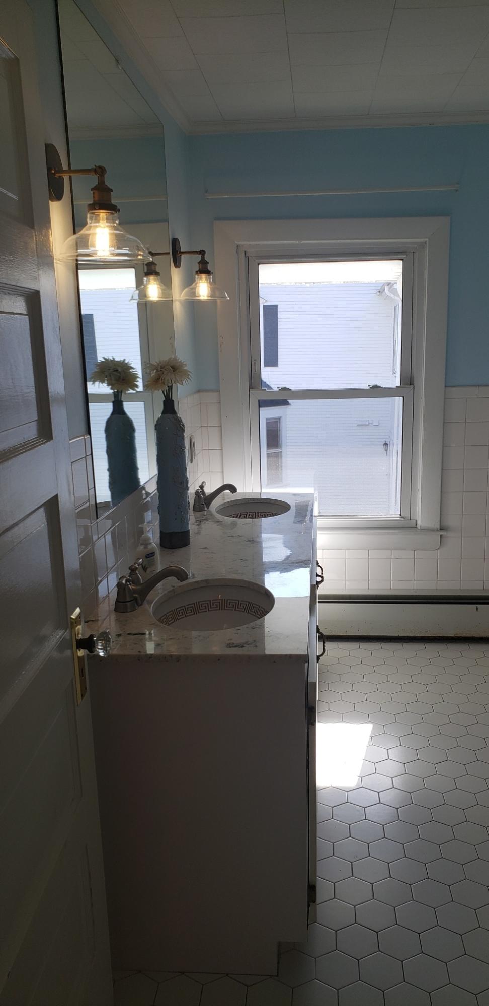 384 Main Street Saco, ME 04072 - Photo 12 of 17 2nd floor full bath 2
