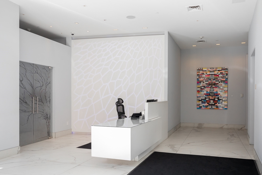 45 Province Street, Unit 910 Boston, MA 02108 - Photo 19 of 26