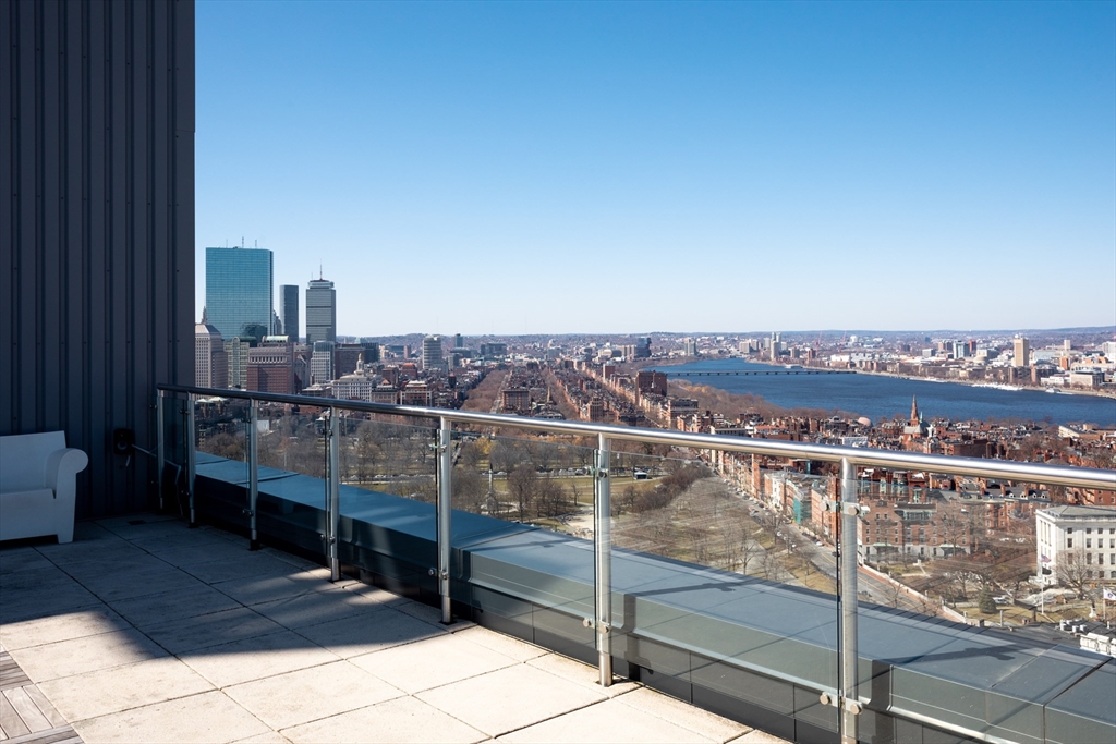 45 Province Street, Unit 910 Boston, MA 02108 - Photo 24 of 26