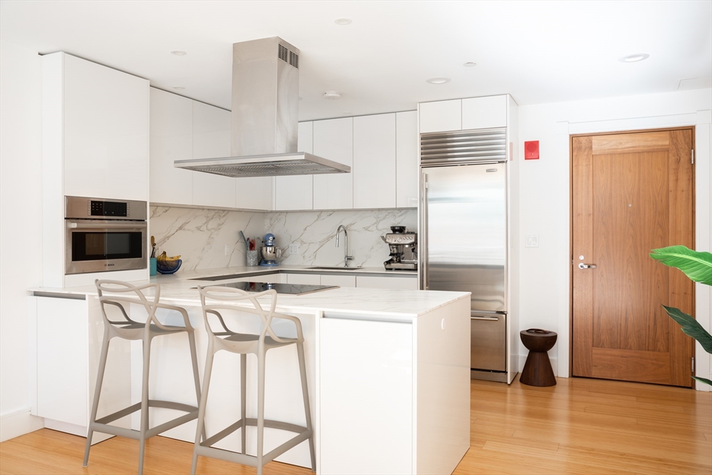 45 Province Street, Unit 910 Boston, MA 02108 - Photo 6 of 26