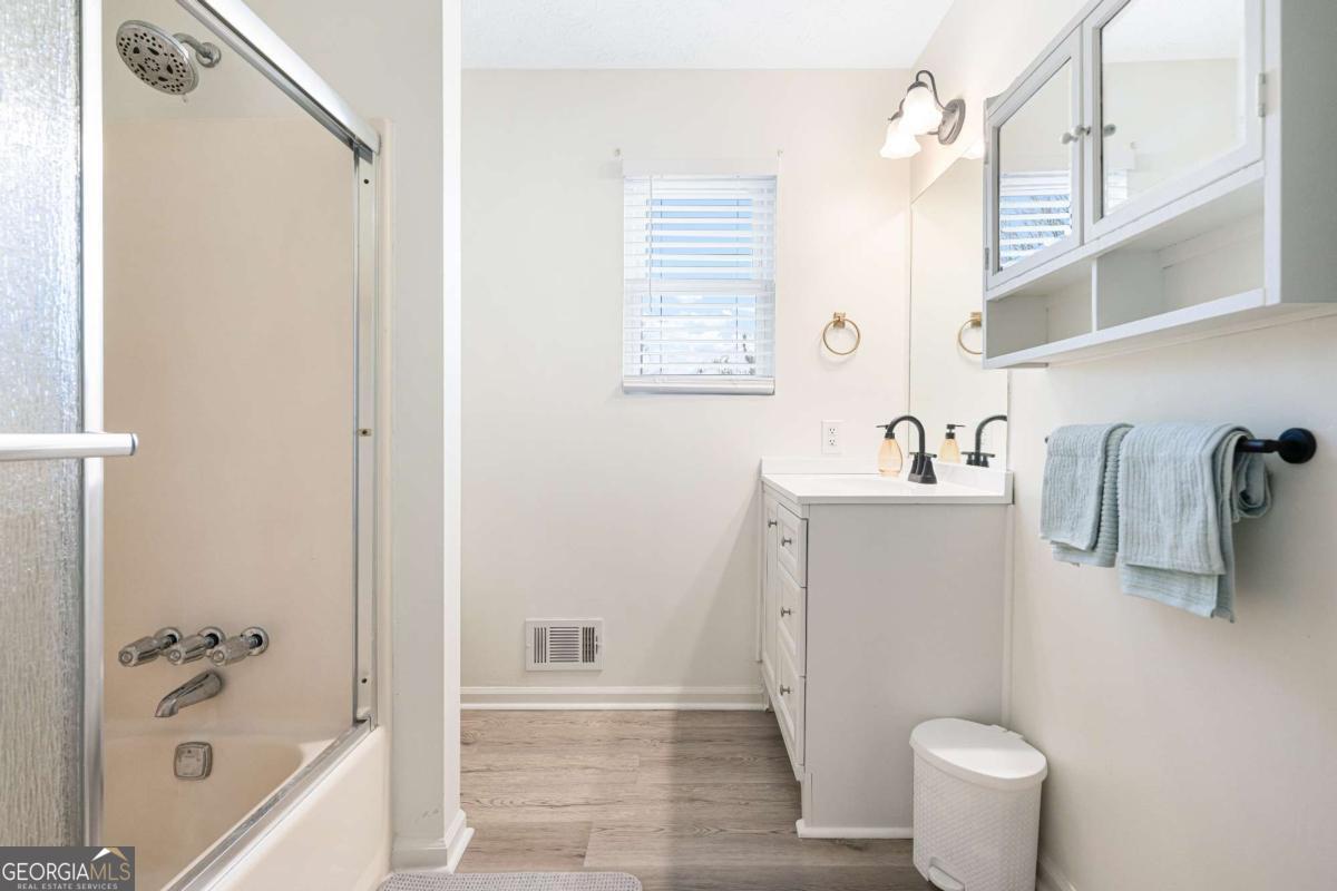 1426 Raintree Drive Southwest Snellville, GA 30078 - Photo 25 of 37