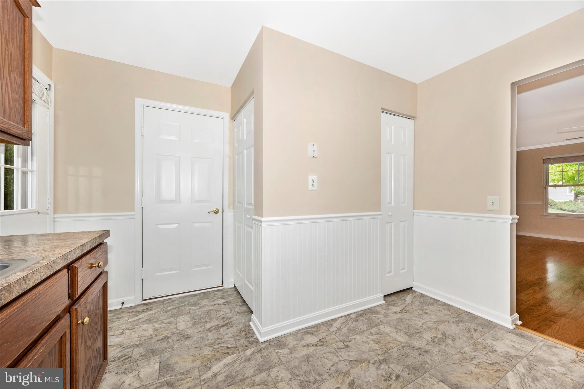 1007 Parade Lane Mount Airy, MD 21771 - Photo 22 of 55 Kitchen