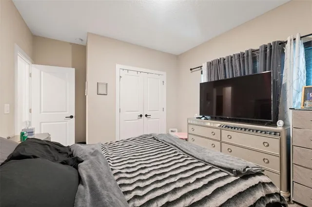 $390,000 | 13073 Jaywalk Road, Weeki Wachee, FL 34614