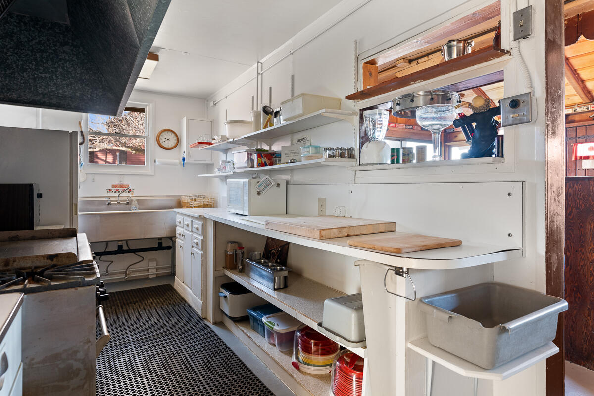 28511 Maricopa Highway Maricopa, CA 93252 - Photo 15 of 62 Cafe Kitchen