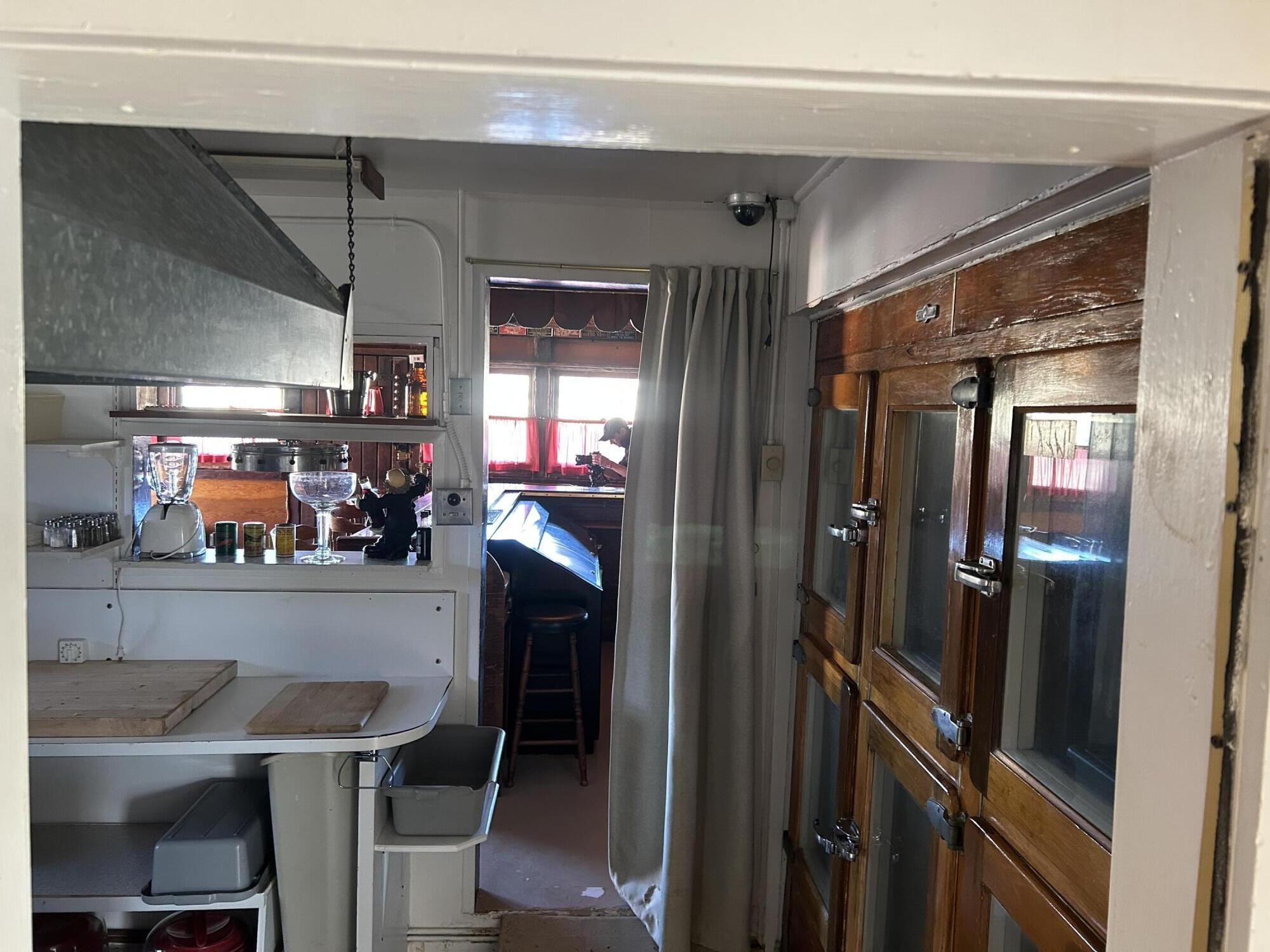 28511 Maricopa Highway Maricopa, CA 93252 - Photo 18 of 62 Cafe Kitchen