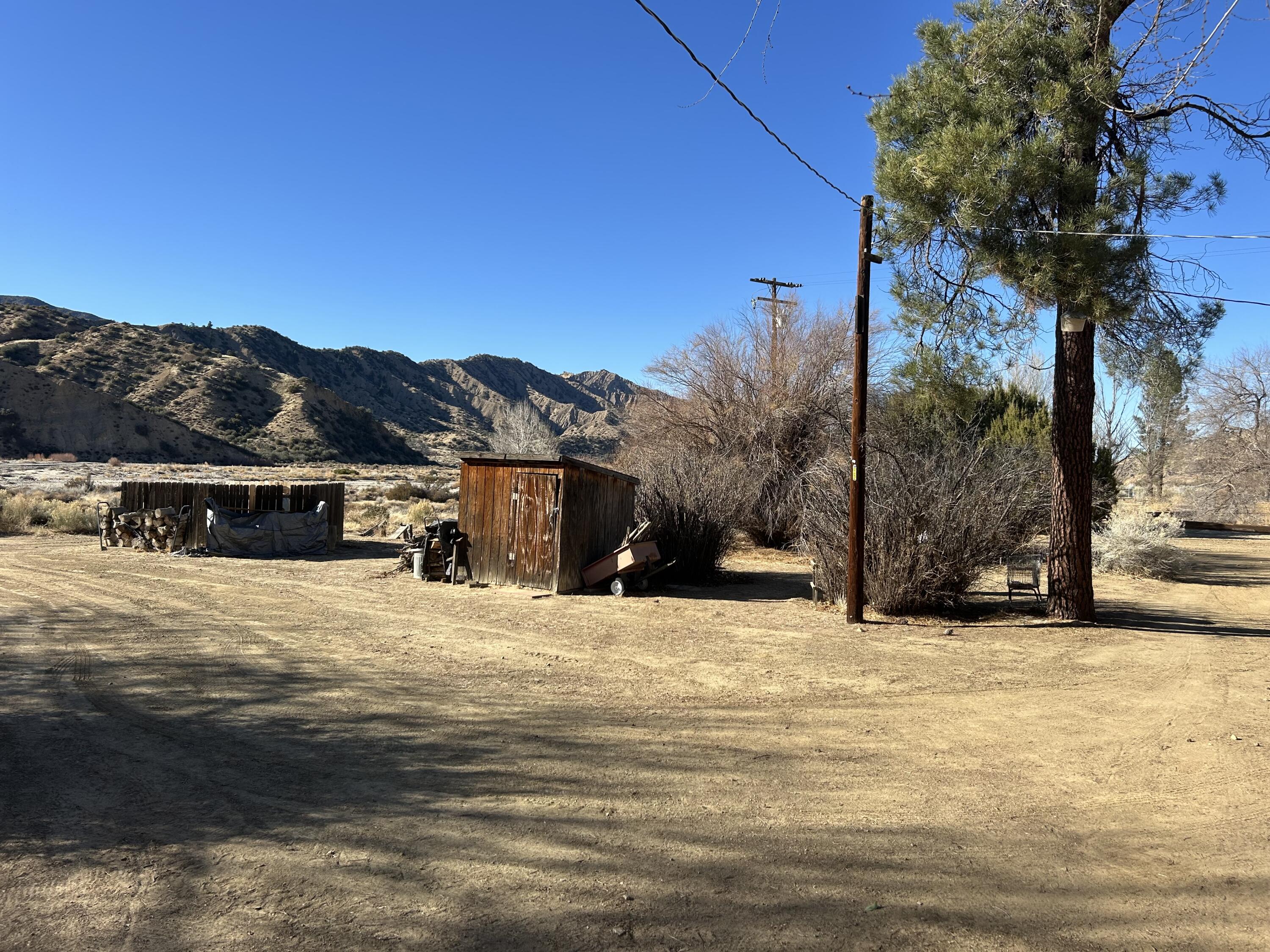 28511 Maricopa Highway Maricopa, CA 93252 - Photo 40 of 62 Pressure Tank House