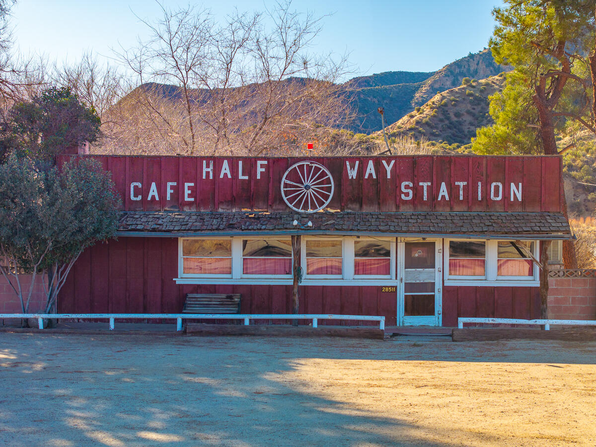 28511 Maricopa Highway Maricopa, CA 93252 - Photo 5 of 62 Cafe - Front View