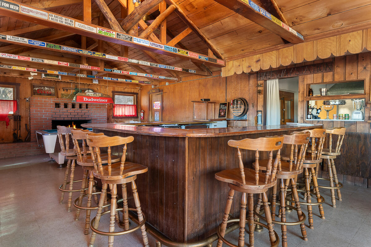 28511 Maricopa Highway Maricopa, CA 93252 - Photo 7 of 62 The Bar