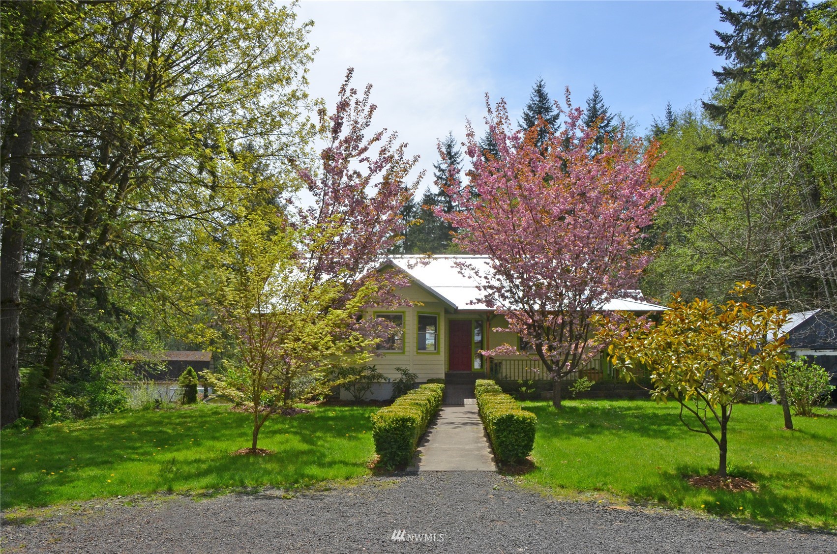 800 Southwest J H Road Port Orchard, WA 98367 - Photo 1 of 40 Gallery Image 1