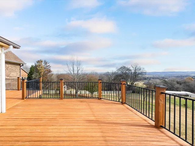 $650,000 | 850 Hillwood Drive South, Lewisburg, TN 37091