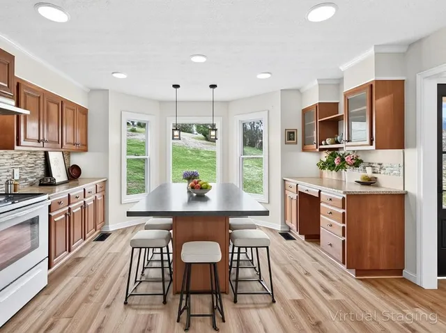 $650,000 | 850 Hillwood Drive South, Lewisburg, TN 37091