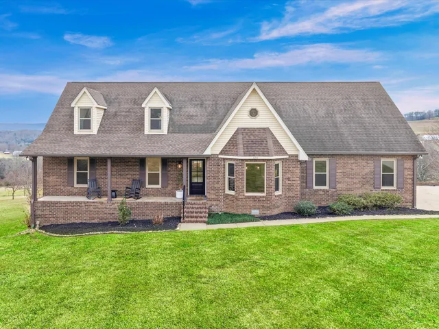 $650,000 | 850 Hillwood Drive South, Lewisburg, TN 37091