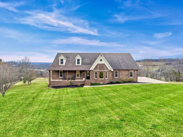 $650,000 | 850 Hillwood Drive South, Lewisburg, TN 37091