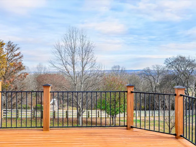 $650,000 | 850 Hillwood Drive South, Lewisburg, TN 37091