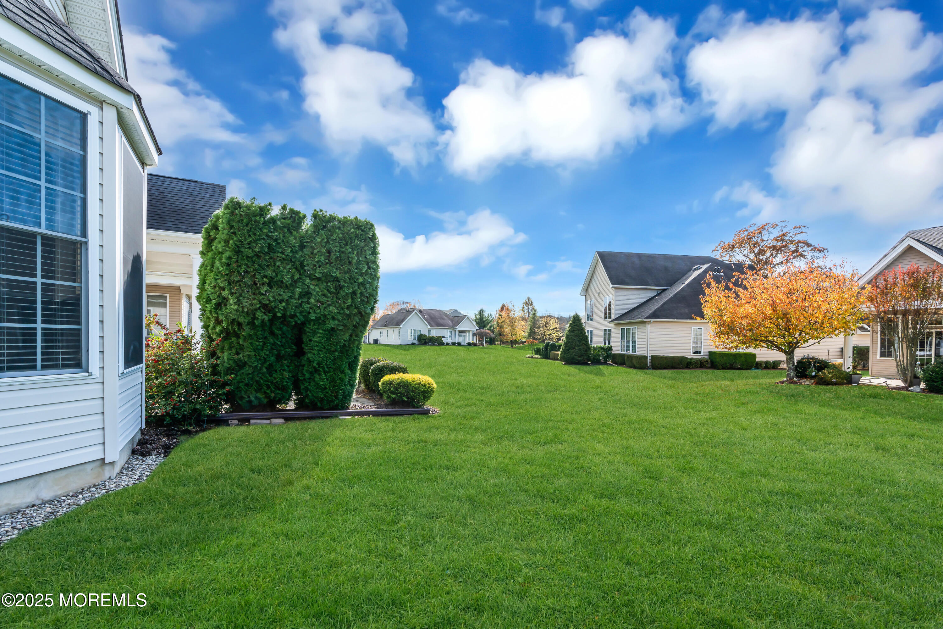 4 Exeter Drive Freehold, NJ 07728 - Photo 9 of 54 050_dsc04326-1_234