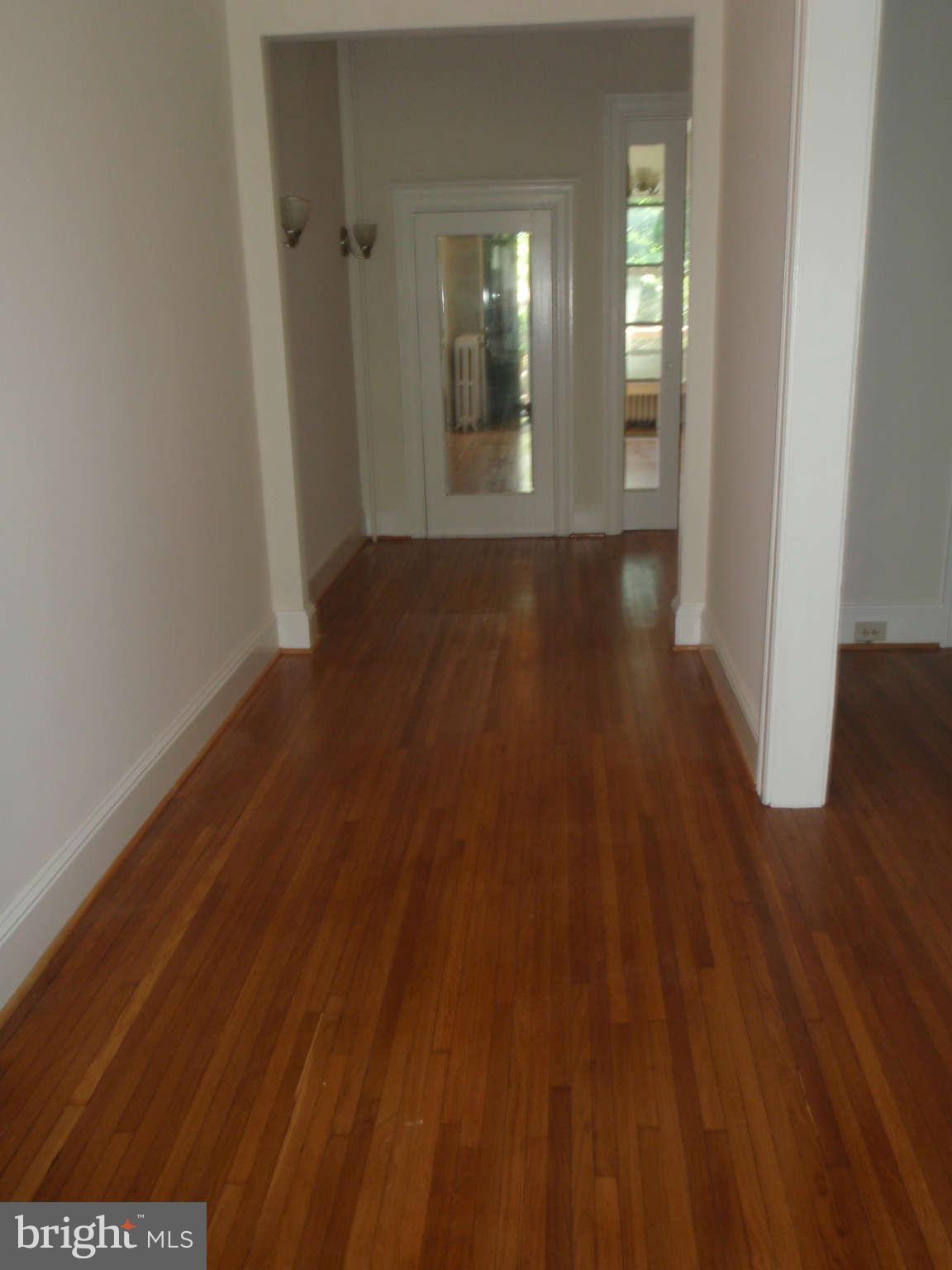 1860 Park Road Northwest Washington, DC 20010 - Photo 2 of 29 Interior (General)