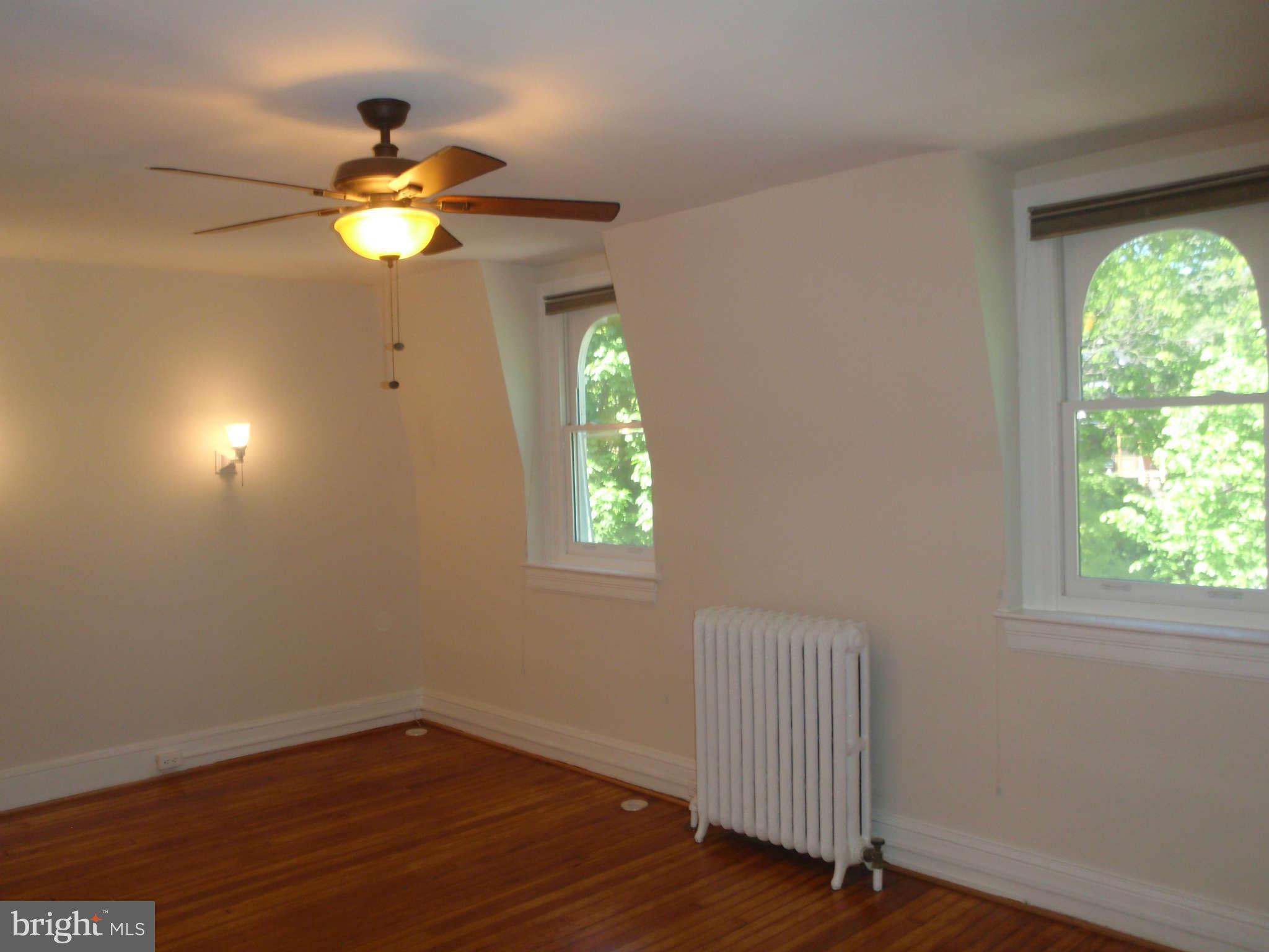 1860 Park Road Northwest Washington, DC 20010 - Photo 27 of 29 Bedroom (Master)