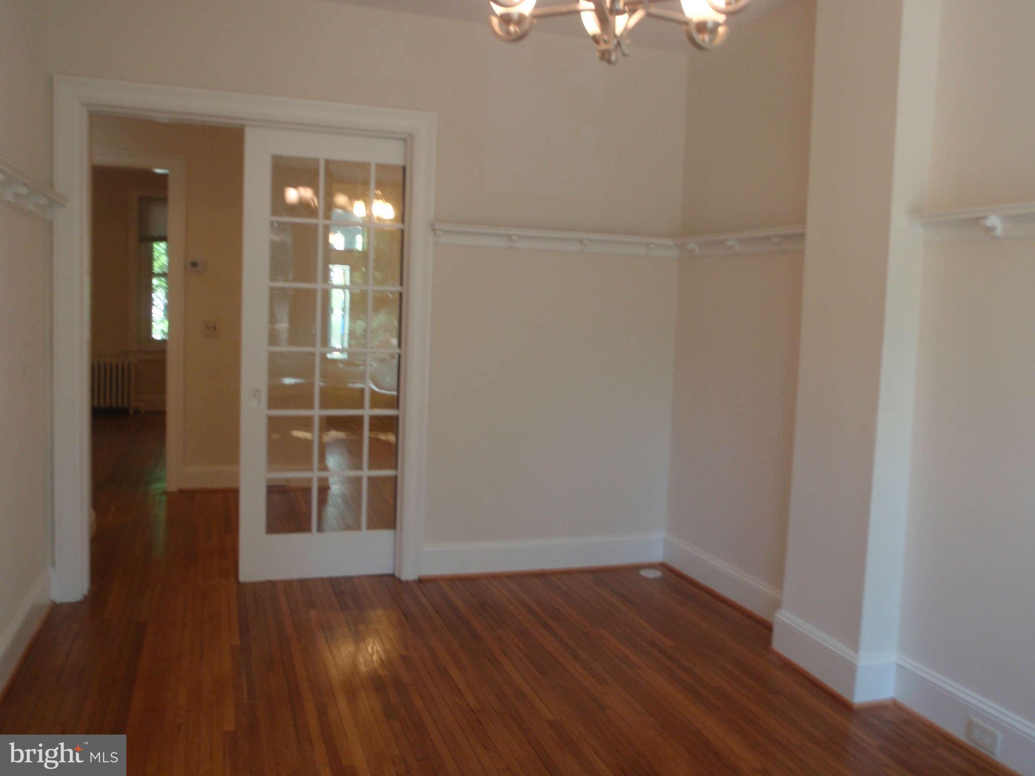 1860 Park Road Northwest Washington, DC 20010 - Photo 10 of 29 Dining Room