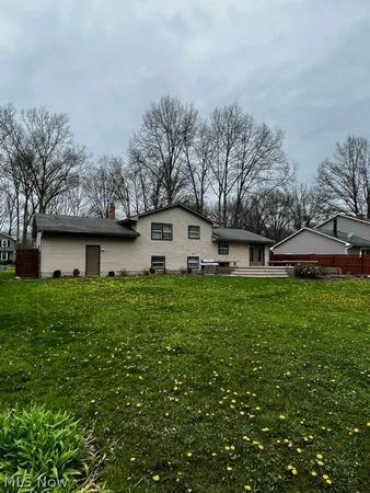 $304,900 | 6779 Colleen Drive, Youngstown, OH 44512