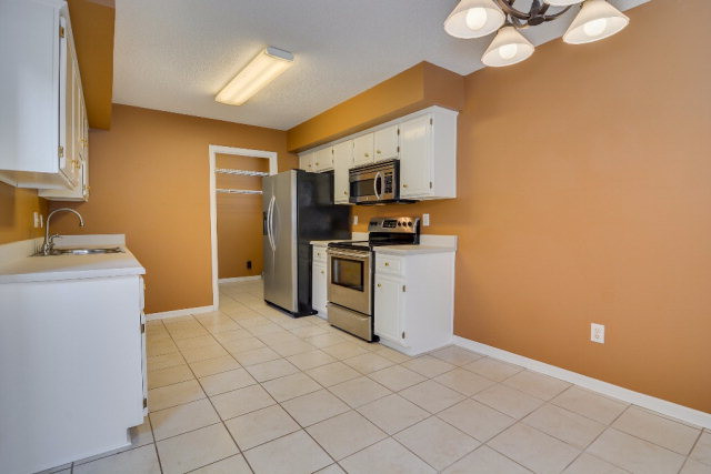 349 Alex Lane Augusta, GA 30909 - Photo 7 of 21 Gallery Image 7