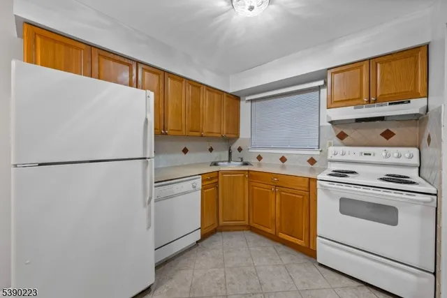 $249,000 | 528 Andria Avenue, Unit 253, Hillsborough, NJ 08844