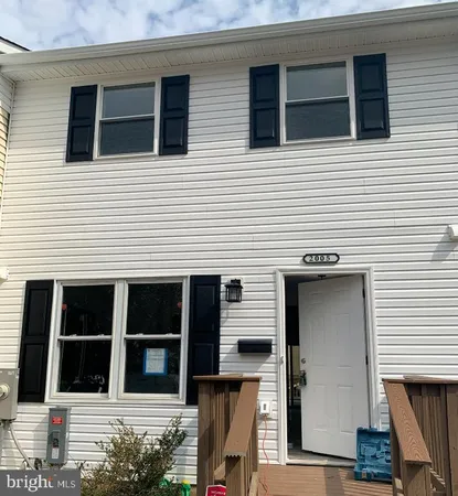 $2,400 | 2005 Wintergreen Place, Baltimore, MD 21237