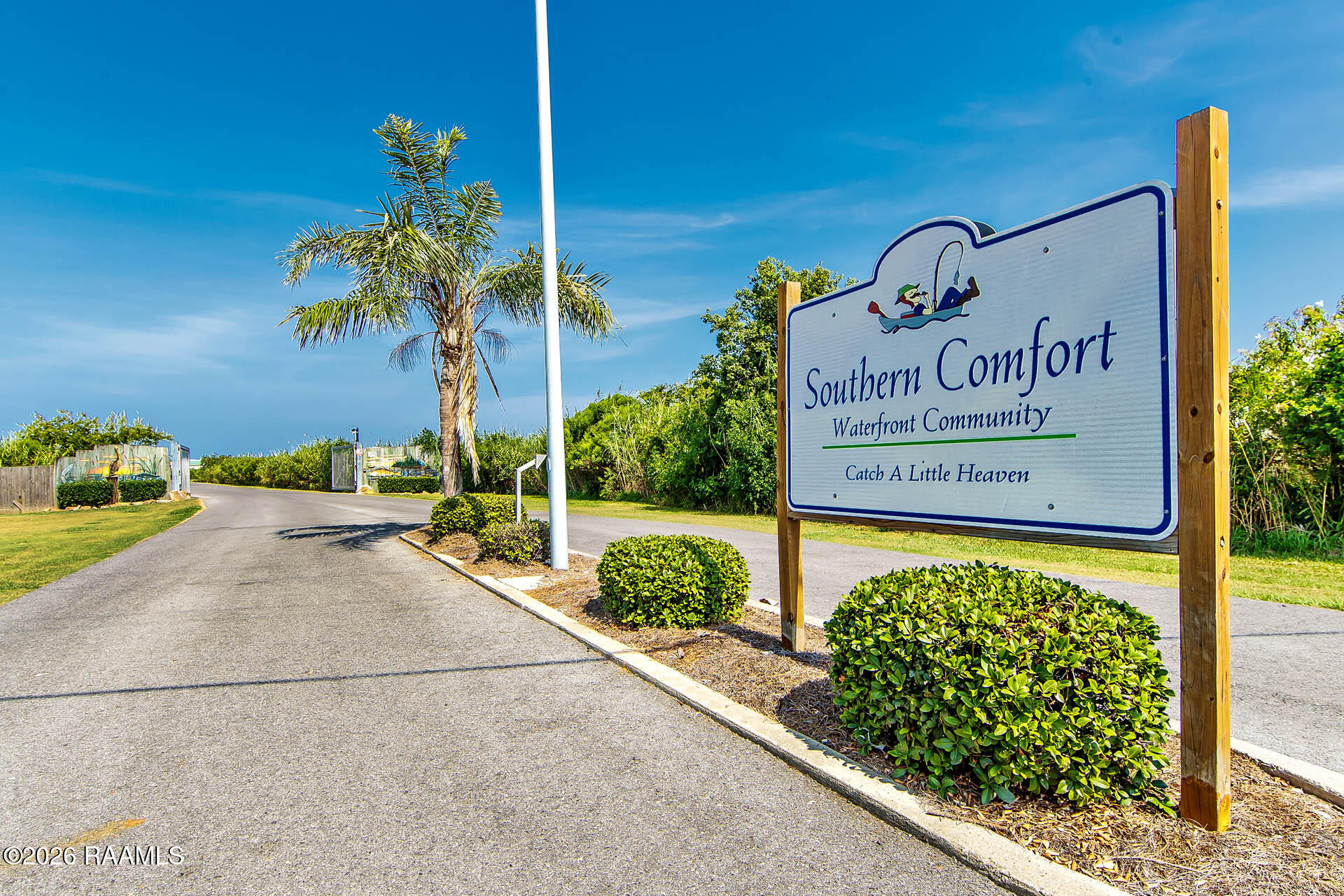 8294 Grouper Court Dulac, LA 70353 - Photo 18 of 21 000 Southern Comfort - Entrance Sign