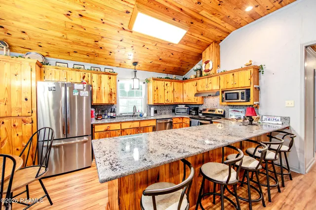 $220,000 | 8294 Grouper Court, Dulac, LA 70353