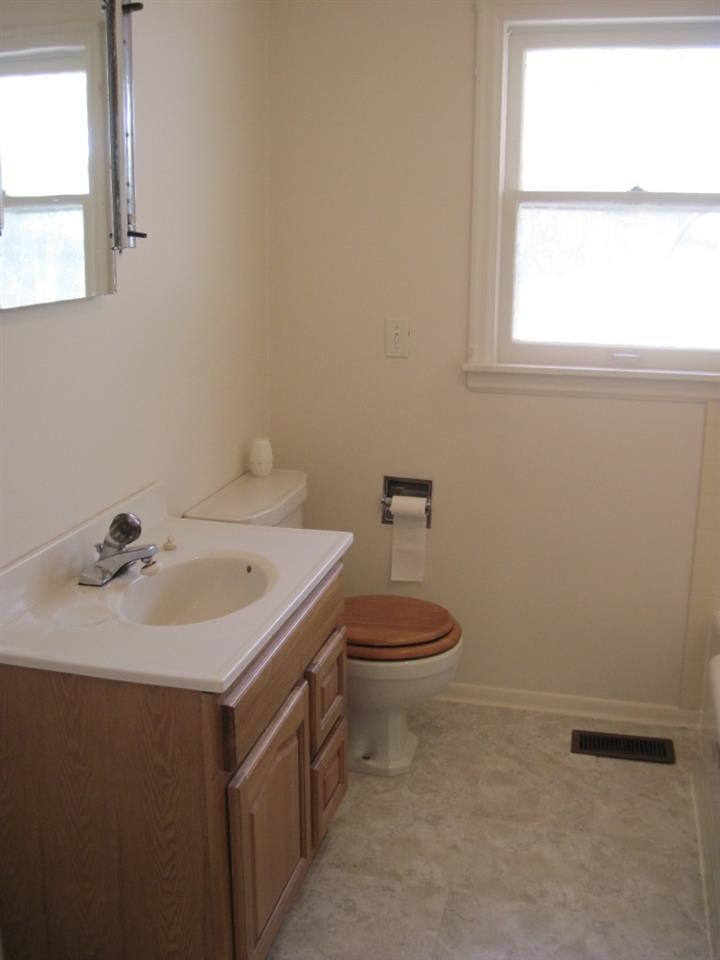1003 North Wilbur Road Spokane, WA 99206 - Photo 5 of 17 Gallery Image 5