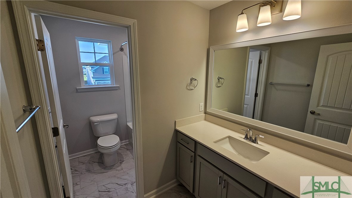 67 Shoefstall Street Savannah, GA 31407 - Photo 19 of 30 Bathroom # 2 upstairs