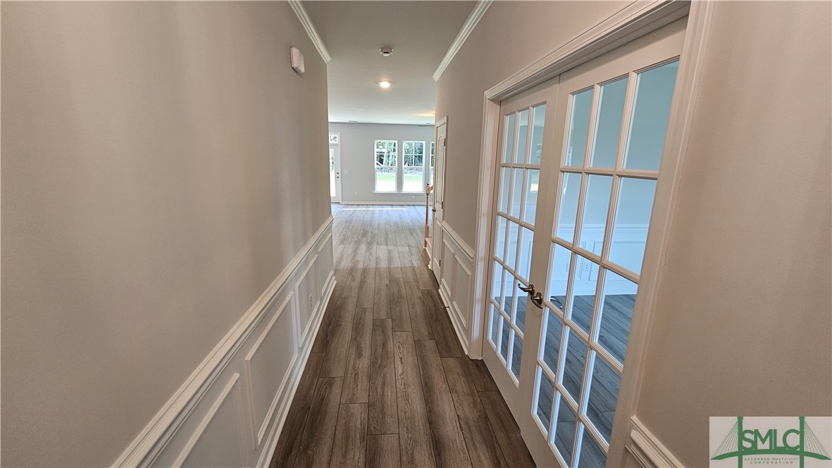 67 Shoefstall Street Savannah, GA 31407 - Photo 2 of 30 Foyer Entry