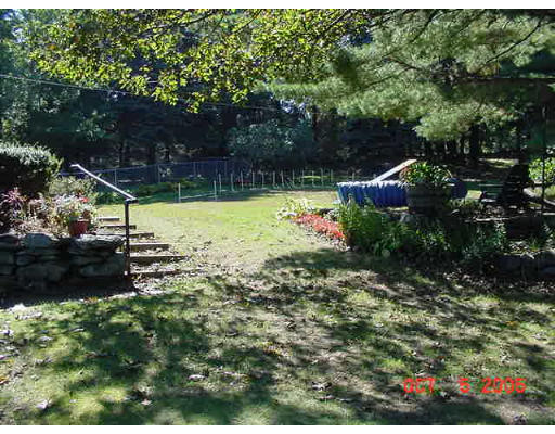 455 Bailey Road Holden, MA 01520 - Photo 3 of 8