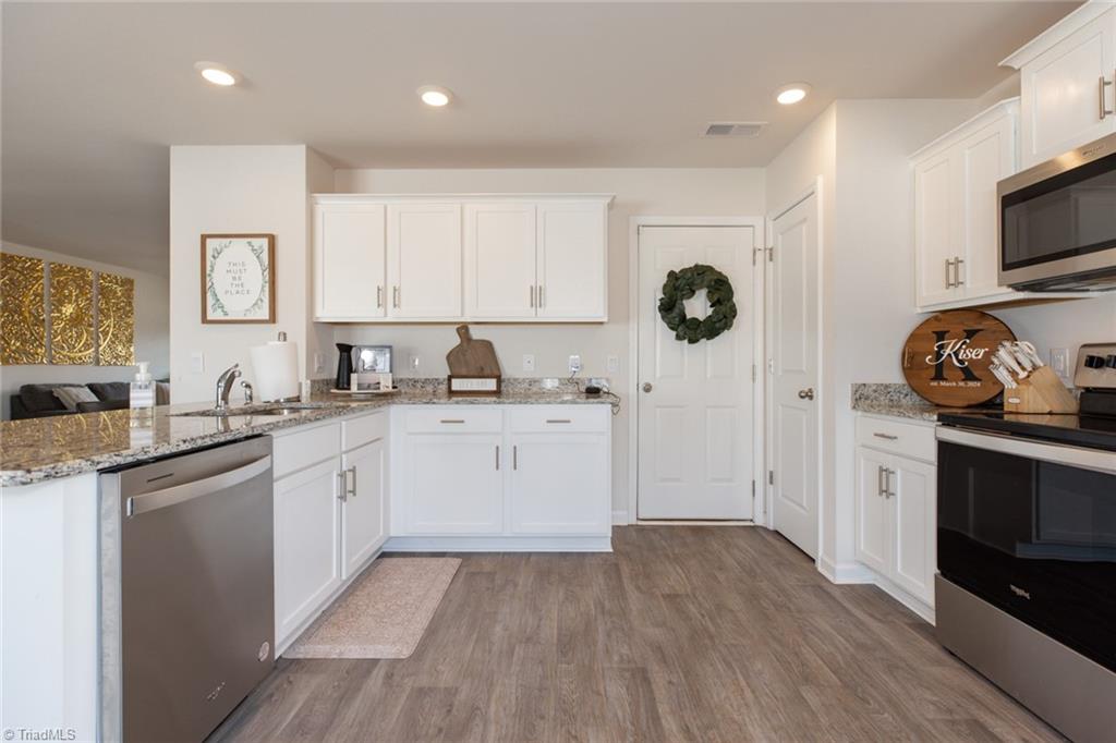 4580 Heatherly Road Winston-Salem, NC 27105 - Photo 9 of 28 Gallery Image 9