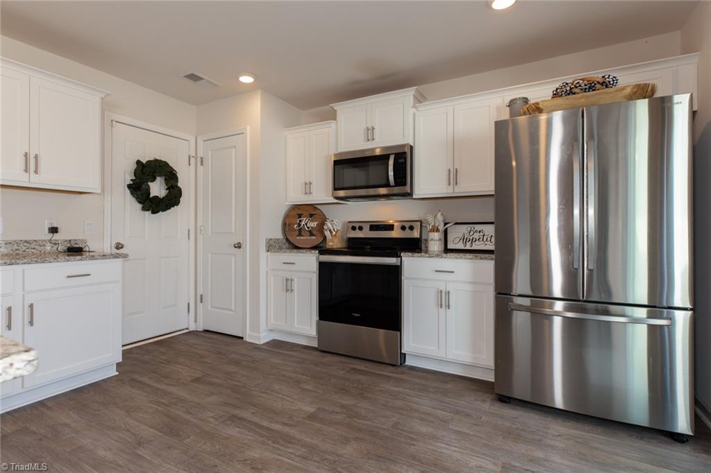 4580 Heatherly Road Winston-Salem, NC 27105 - Photo 10 of 28 Gallery Image 10