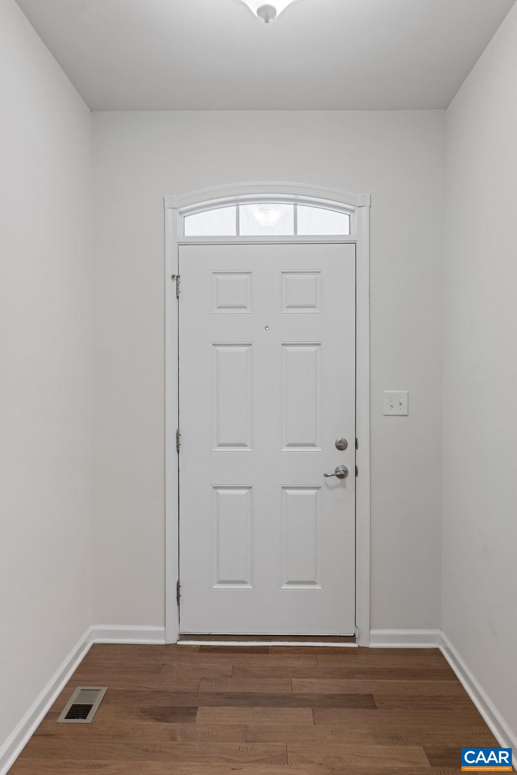 281 Manor Boulevard Palmyra, VA 22963 - Photo 5 of 31