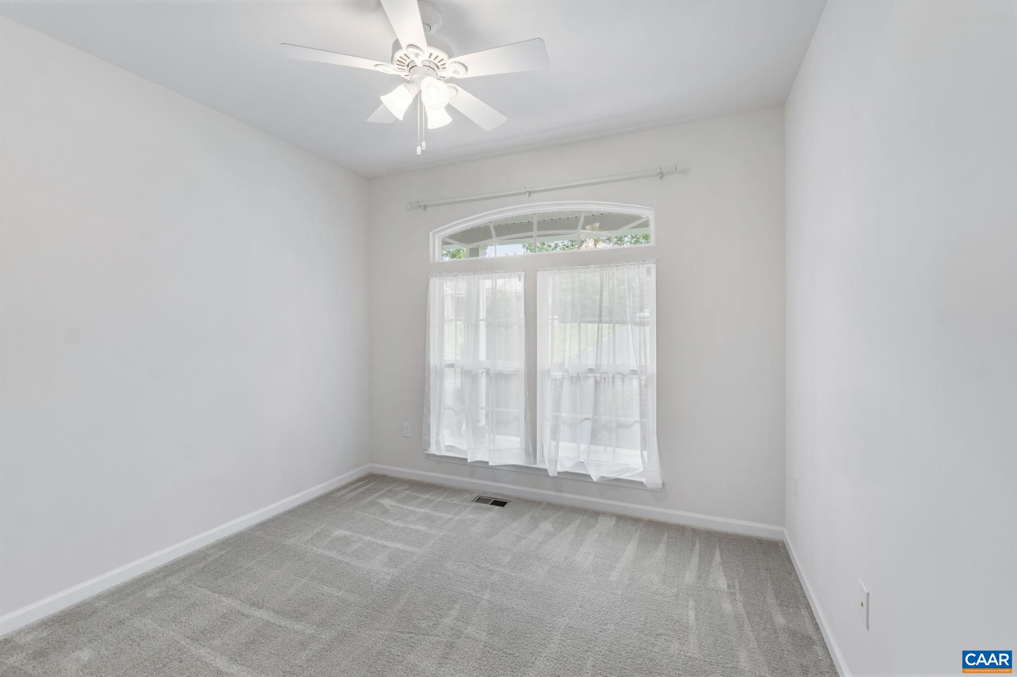 281 Manor Boulevard Palmyra, VA 22963 - Photo 6 of 31