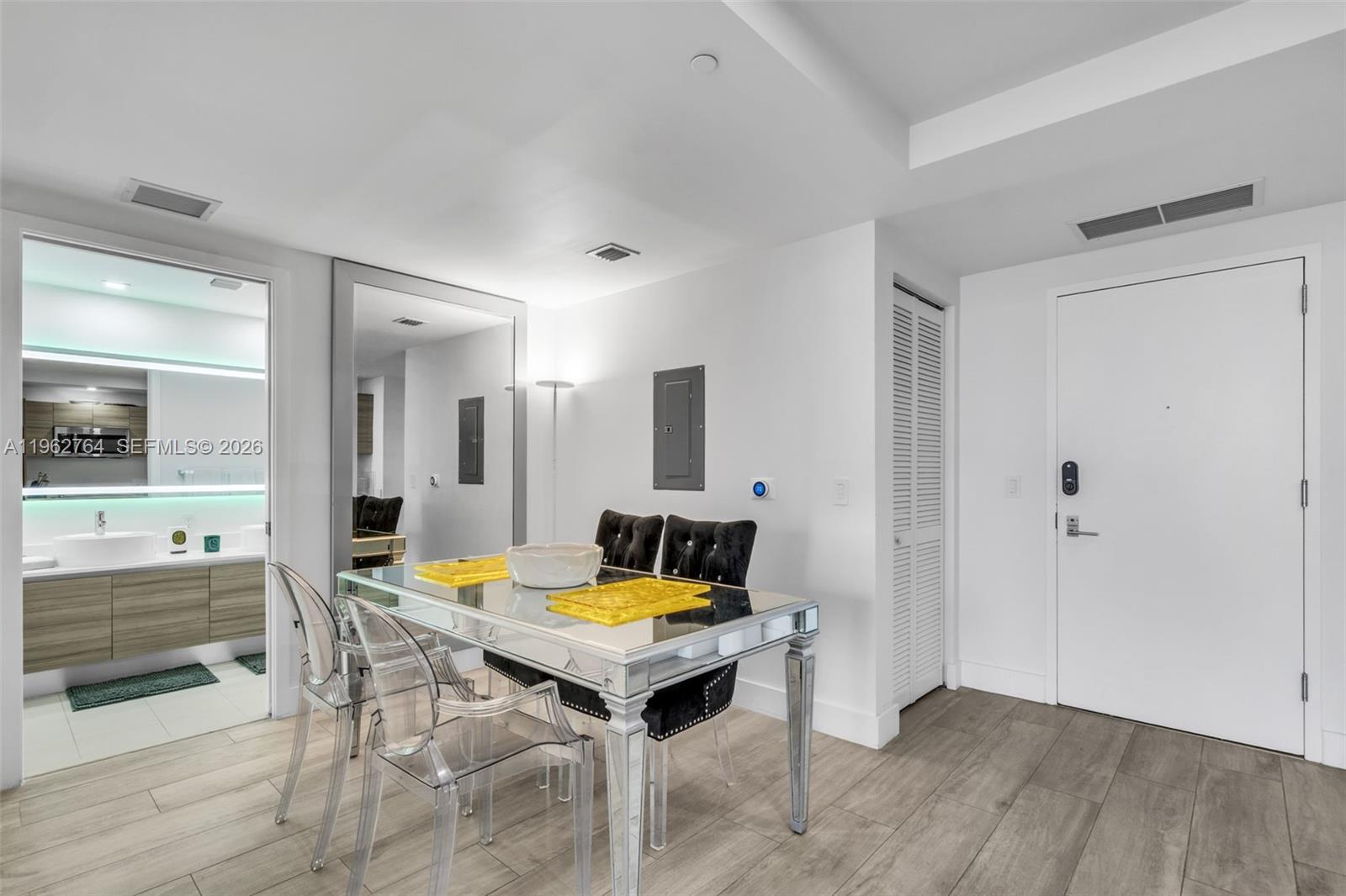 121 Northeast 34th Street, Unit 3003 Miami, FL 33137 - Photo 4 of 58