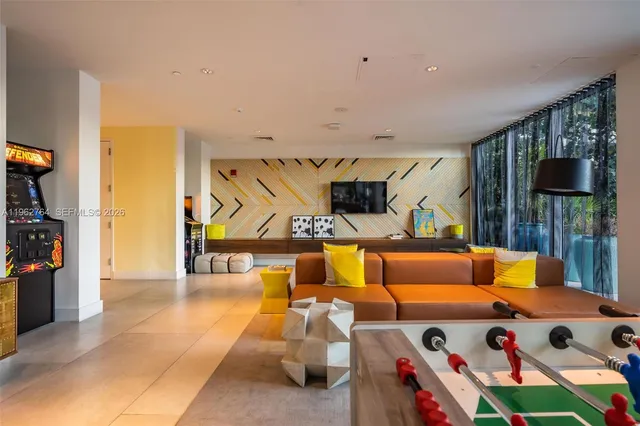 $3,900 | 121 Northeast 34th Street, Unit 3003, Miami, FL 33137